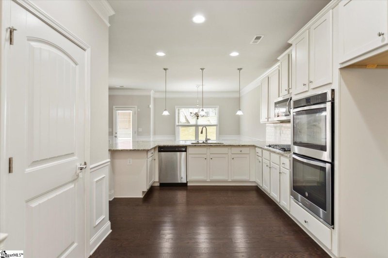 Property image 4 at 432 Bridge Crossing Drive, Simpsonville, SC 29681