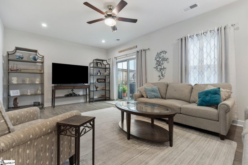 Property image 3 at 115 Eagle Wood Drive, Greenville, SC 29607