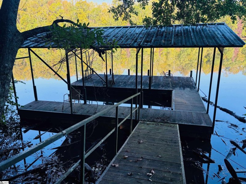 Property image 4 at 15106 Beacon Ridge Drive, Seneca, SC 29678