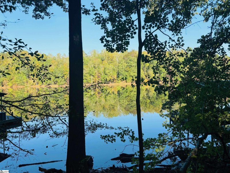 Property image 2 at 15088 Beacon Ridge Drive, Seneca, SC 29678