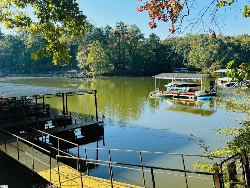 Property image 4 at 15088 Beacon Ridge Drive, Seneca, SC 29678