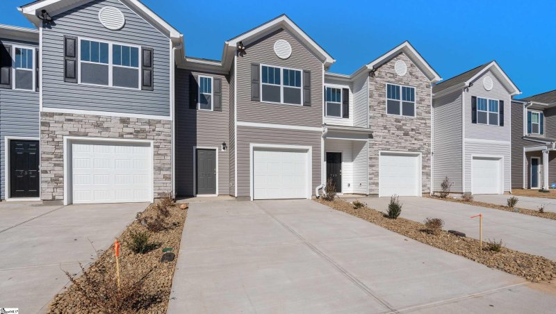 Property image 2 at 752 Embark Circle, Greer, SC 29651