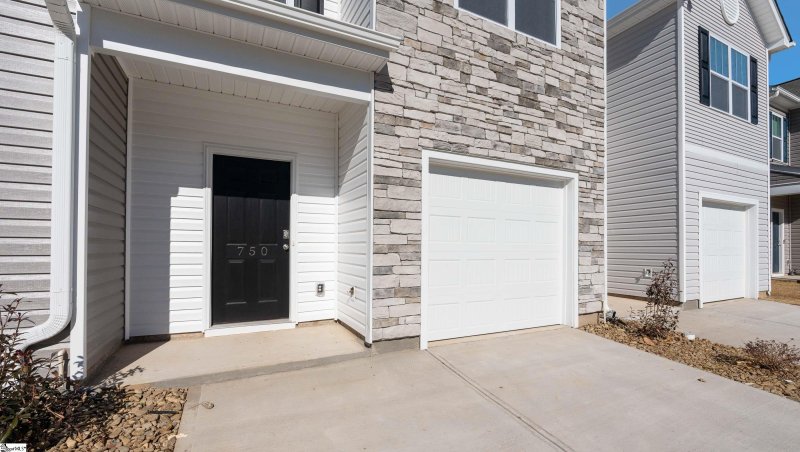 Property image 3 at 750 Embark Circle, Greer, SC 29651