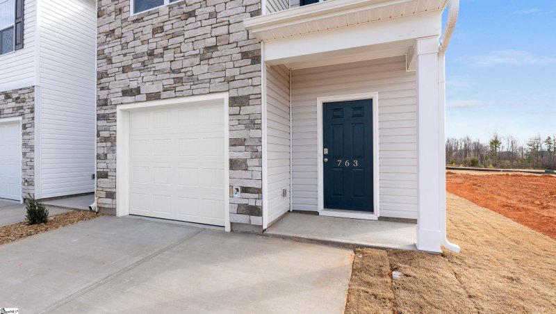 Property image 4 at 763 Embark Circle, Greer, SC 29651