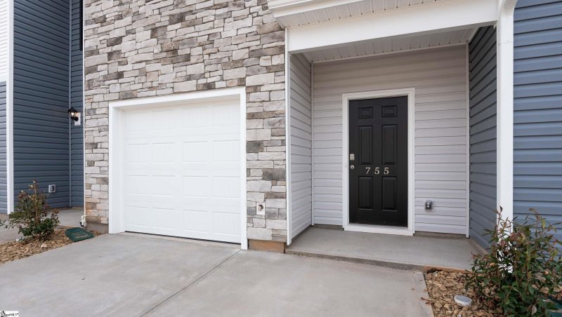 Property image 3 at 755 Embark Circle, Greer, SC 29651