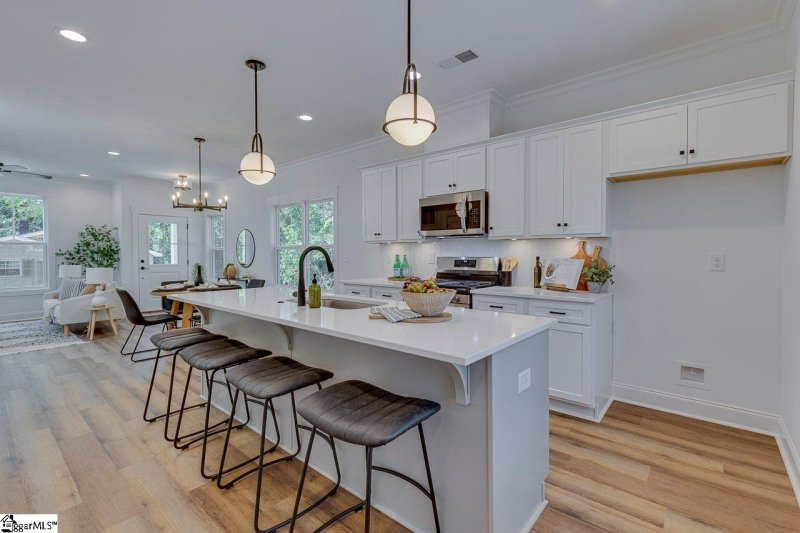 Property image 3 at 13 Miller Street, Greenville, SC 29607
