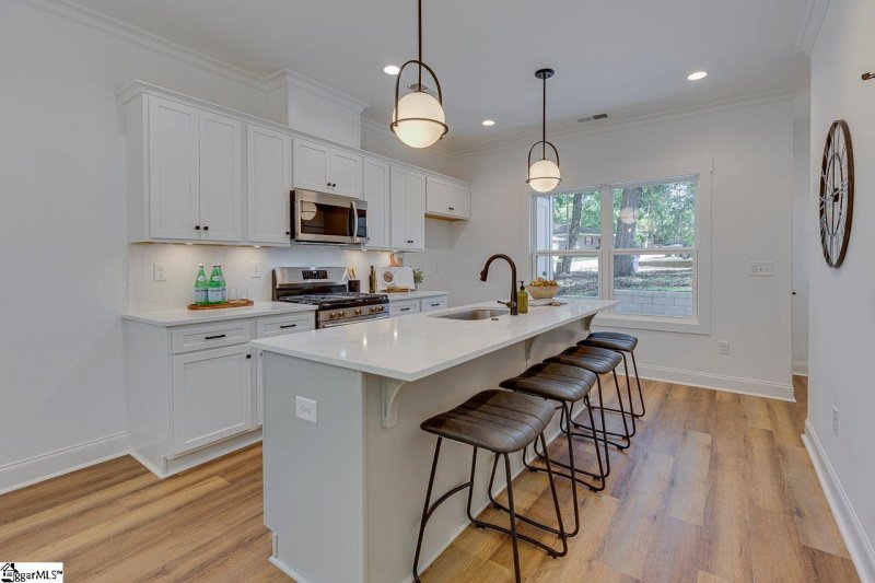 Property image 4 at 13 Miller Street, Greenville, SC 29607