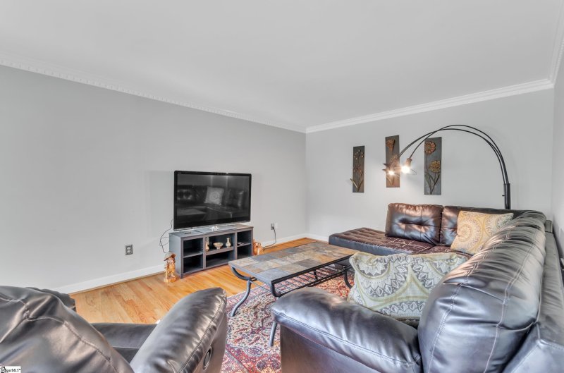 Property image 4 at 104 Briar Park Drive, Greer, SC 29651