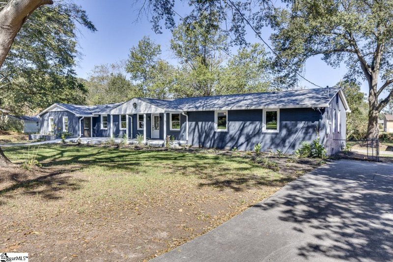 Property image 2 at 101 Banner Street, Mauldin, SC 29662-2205