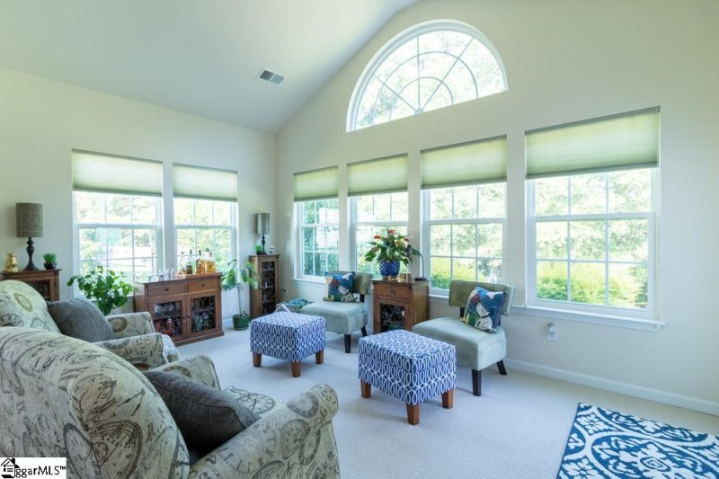 Property image 5 of 556 Shoreline Boulevard in Glen Lake, Boiling Springs, SC 29316