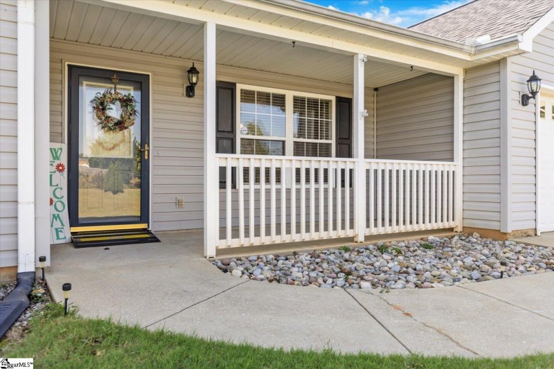 Property image 5 at 1201 Autumn Leaf Lane, Fountain Inn, SC 29644