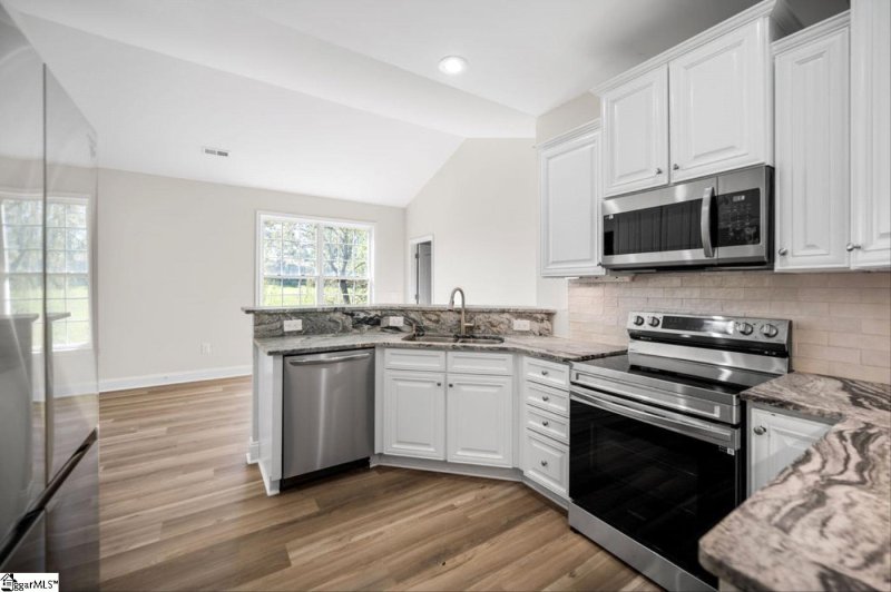 Property image 4 at 212 Brown Farm Way, Taylors, SC 29687