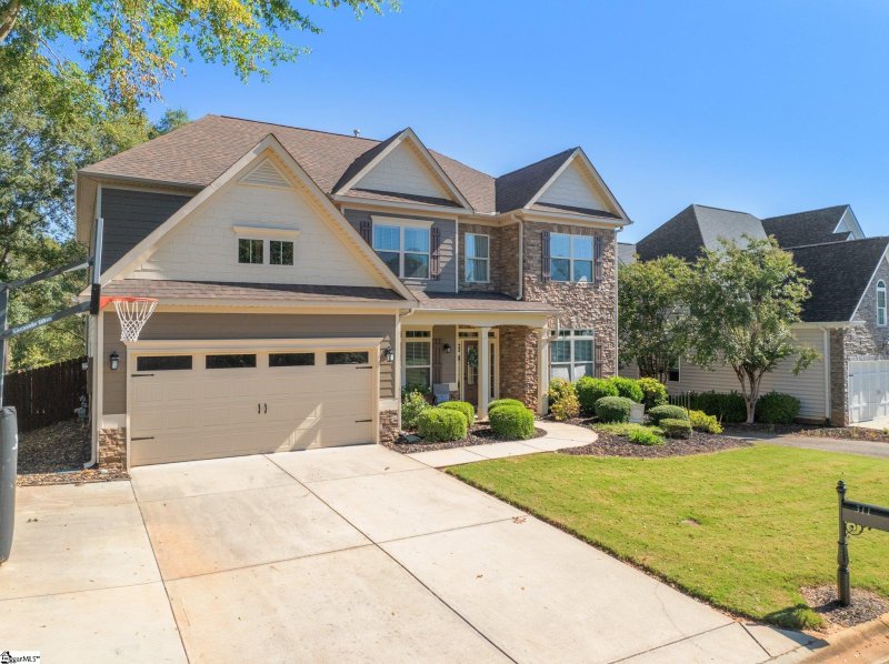 Property image 2 at 311 KILGORE FARMS Circle, Simpsonville, SC 29681