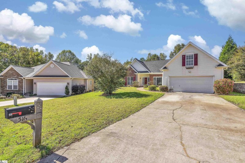 Property image 4 at 516 Walkingstick Way, Simpsonville, SC 29680