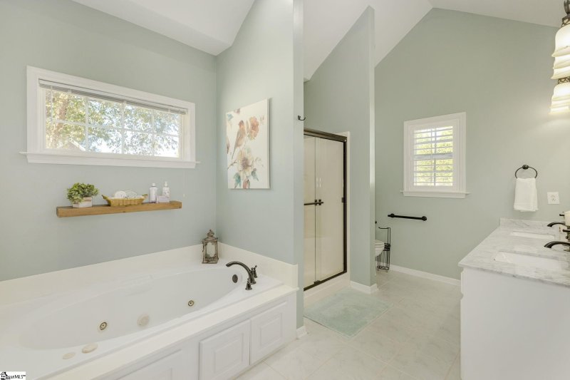 Property image 4 at 1 Pembark Lane, Simpsonville, SC 29681