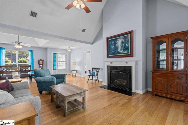 Property image 2 at 716 Secretariat Drive, Boiling Springs, SC 29316-8396