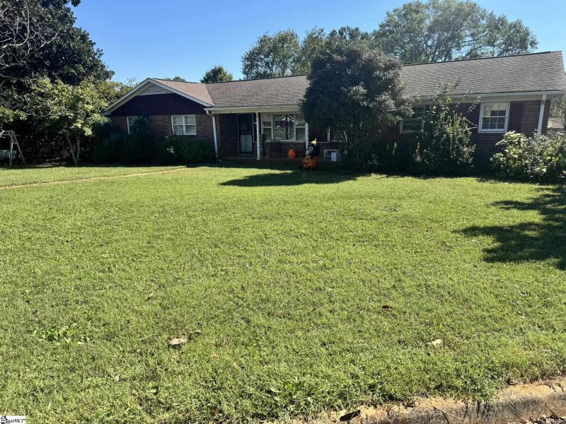 Property image 3 at 15 Mistletoe Drive, Greenville, SC 29617