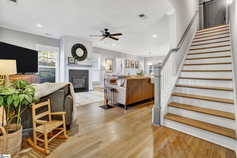 Property image 3 at 2 Arbutus Trail, Greenville, SC 29607