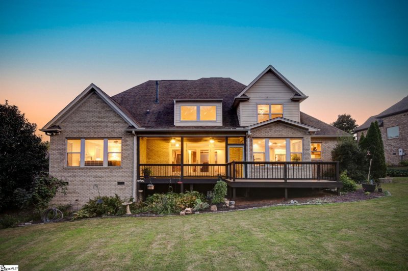 Property image 5 at 6 Griffith Knoll Way, Greer, SC 29651