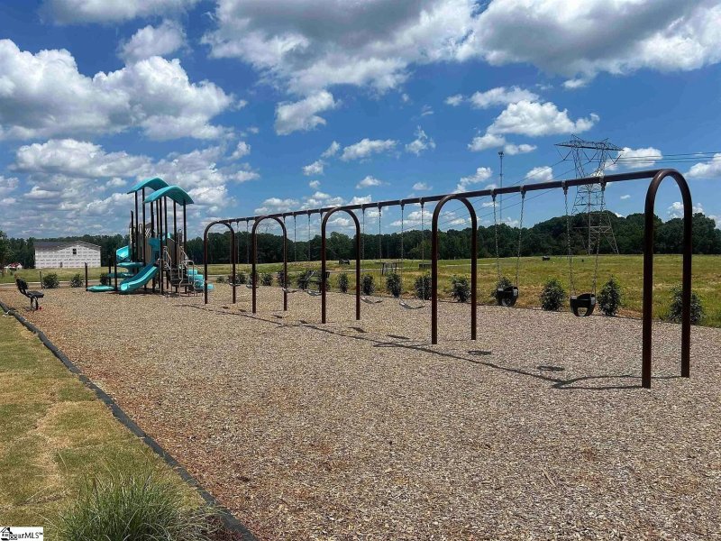 Property image 3 at 222 Green Pasture Road, Fountain Inn, SC 29644