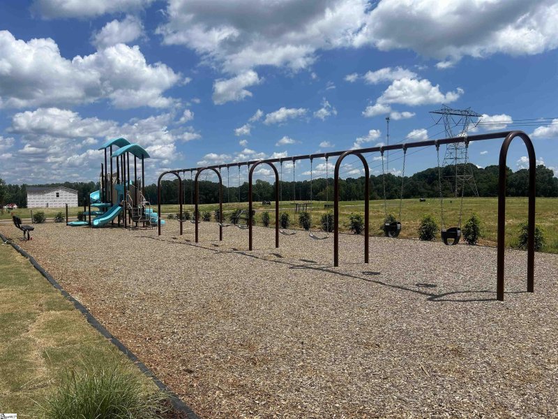 Property image 4 at 223 Green Pasture Road, Fountain Inn, SC 29644