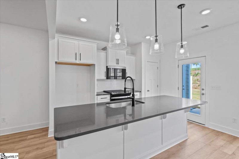 Property image 5 at 264 Tippin Trail, Travelers Rest, SC 29690