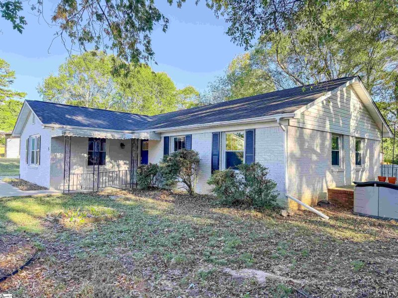 Property image 3 at 5 Gavin Place, Taylors, SC 29687-3121