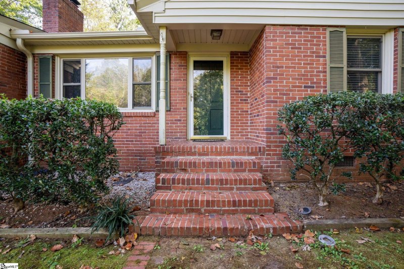 Property image 5 at 308 Chick Springs Road, Greenville, SC 29609