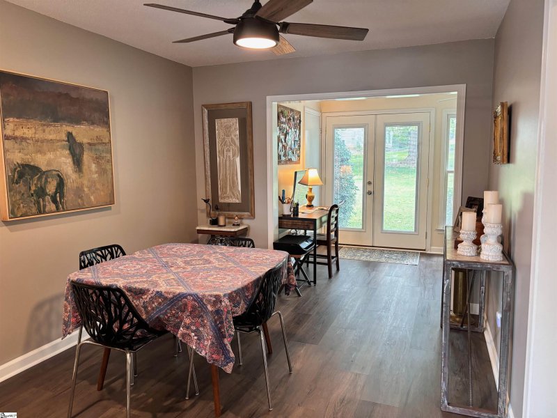 Property image 4 at 925 Cleveland Street, Greenville, SC 29601