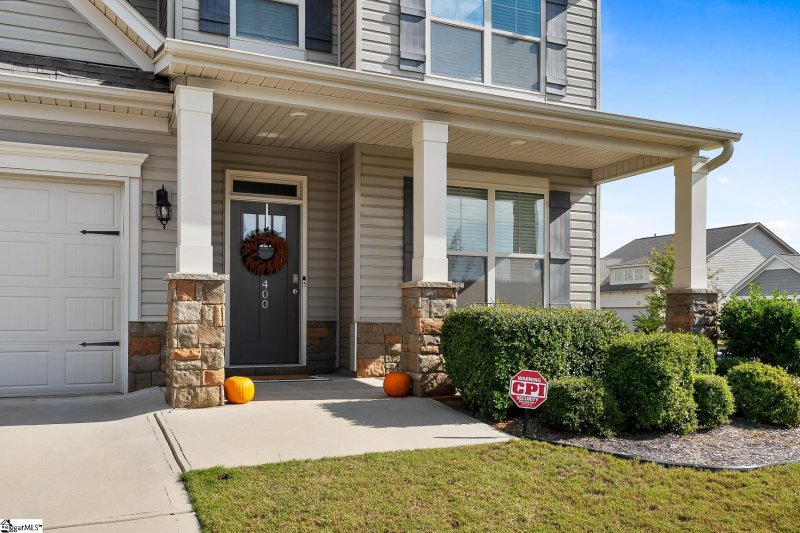 Property image 3 at 400 Willow Grove Way, Anderson, SC 29621