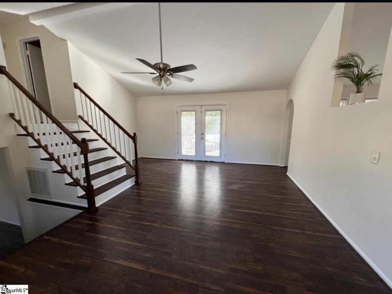 Property image 2 at 4 Chatwood Court, Simpsonville, SC 29680