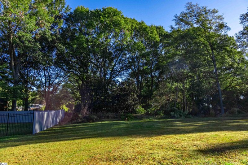 Property image 2 at 120 Lavender Hill Court, Simpsonville, SC 29681