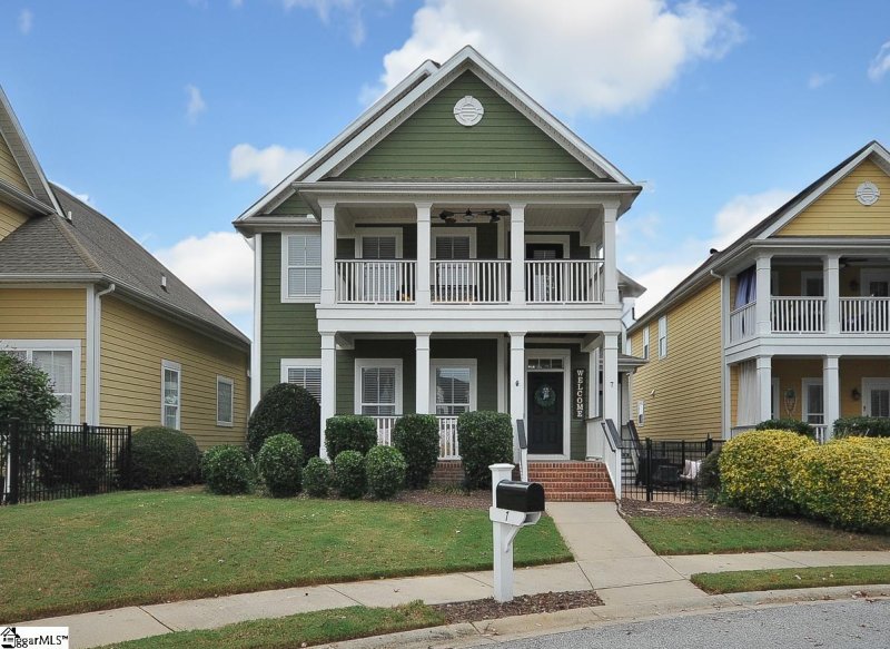 7 Valcourt Circle