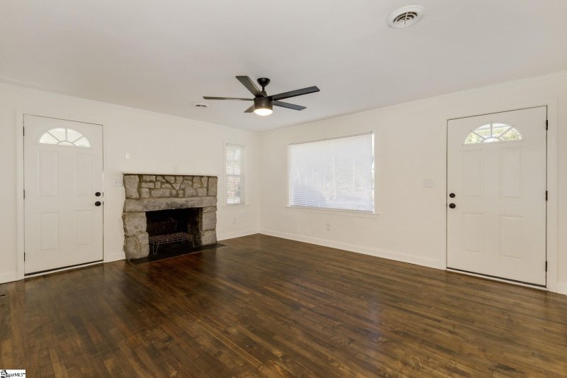 Property image 3 at 160 Watkins Court, Spartanburg, SC 29301