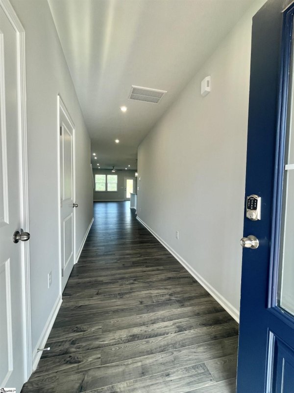 Property image 3 at 1185 Forestbrook Lane, Spartanburg, SC 29303