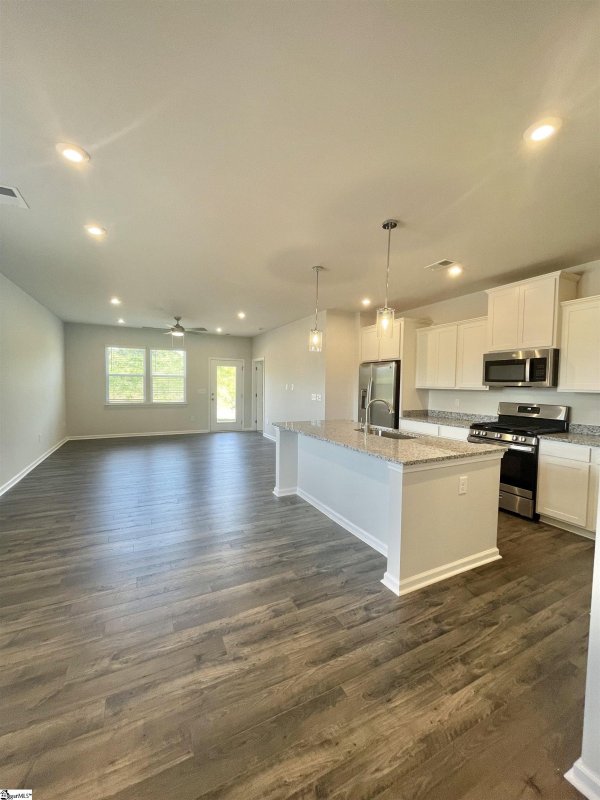 Property image 4 at 1185 Forestbrook Lane, Spartanburg, SC 29303