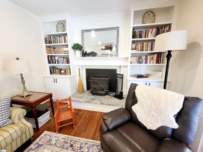 Property image 5 at 19 Northway Drive, Taylors, SC 29687