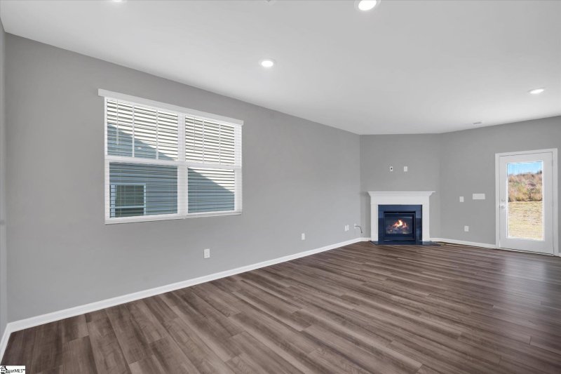 Property image 4 at 308 E Compass Way, Easley, SC 29640