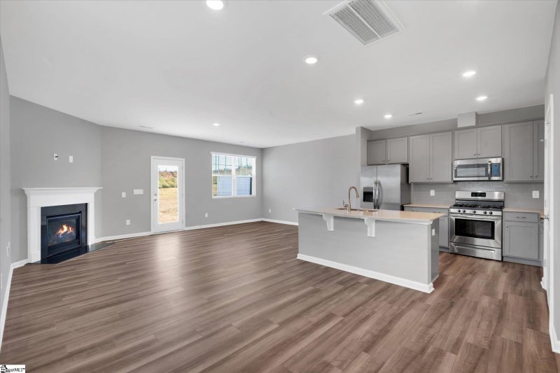 Property image 5 at 308 E Compass Way, Easley, SC 29640