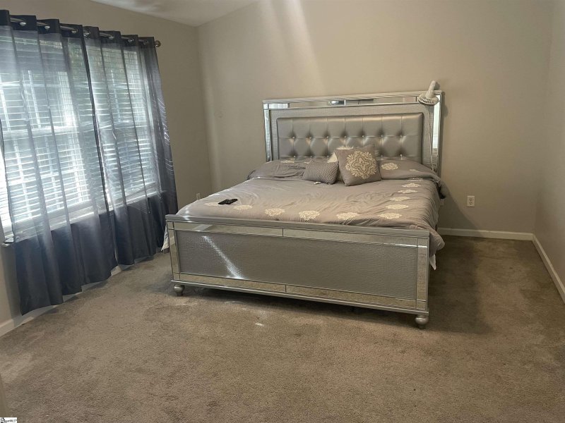 Property image 5 at 100 Redcoat Court, Simpsonville, SC 29680