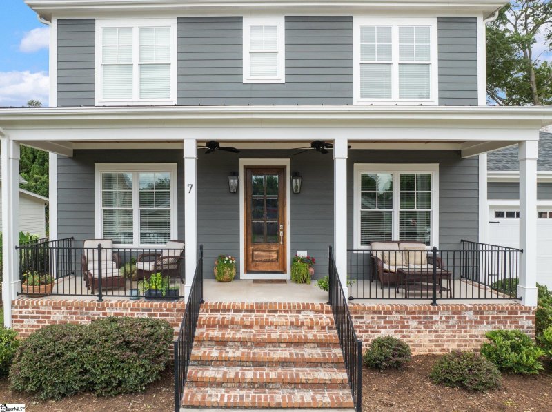 Property image 2 at 7 Cromwell Avenue, Greenville, SC 29605