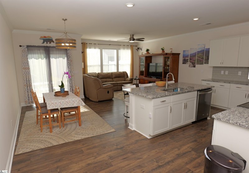 Property image 4 at 100 Planters Place, Greer, SC 29650