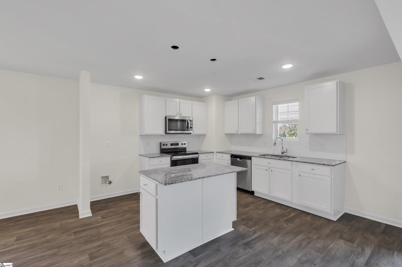 Property image 5 at 6051 Willutuck Drive, Boiling Springs, SC 29316