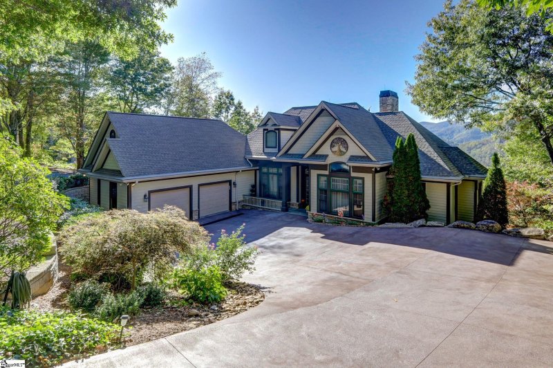 104 Upper Ridge Way