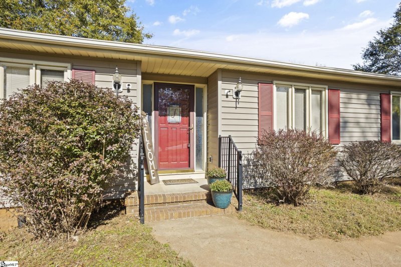 Property image 4 at 100 Scottswood Road, Greenville, SC 29615-2833