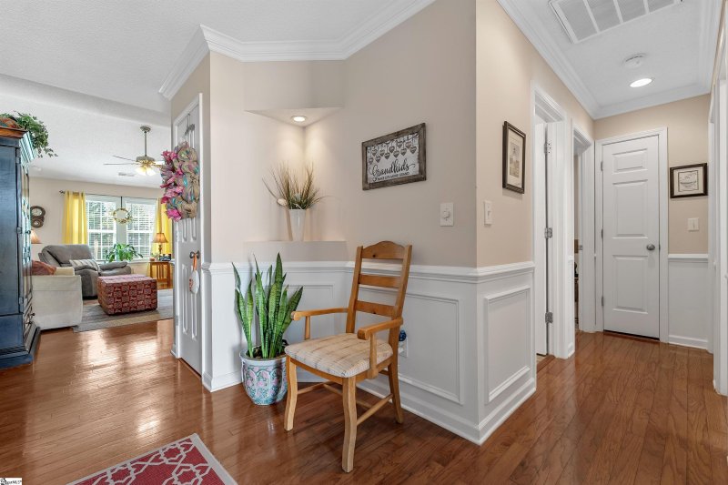 Property image 4 at 106 Ketchitan Court, Greenville, SC 29605