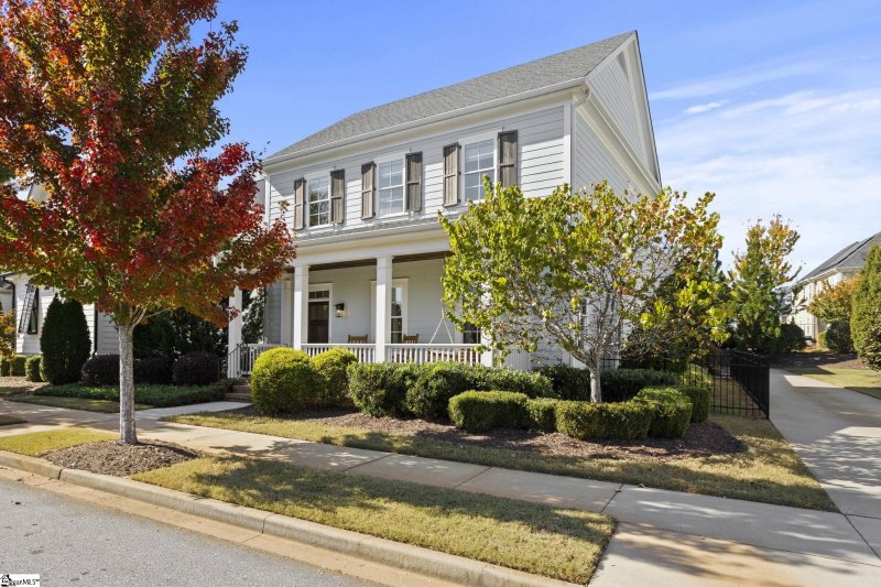 15 Verdae Crest Drive