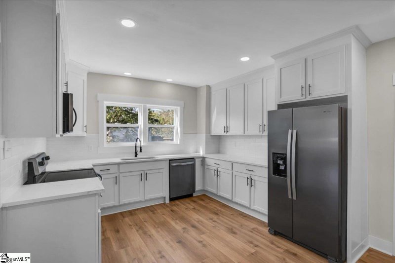 Property image 3 at 69 Dorsey Avenue, Greenville, SC 29611