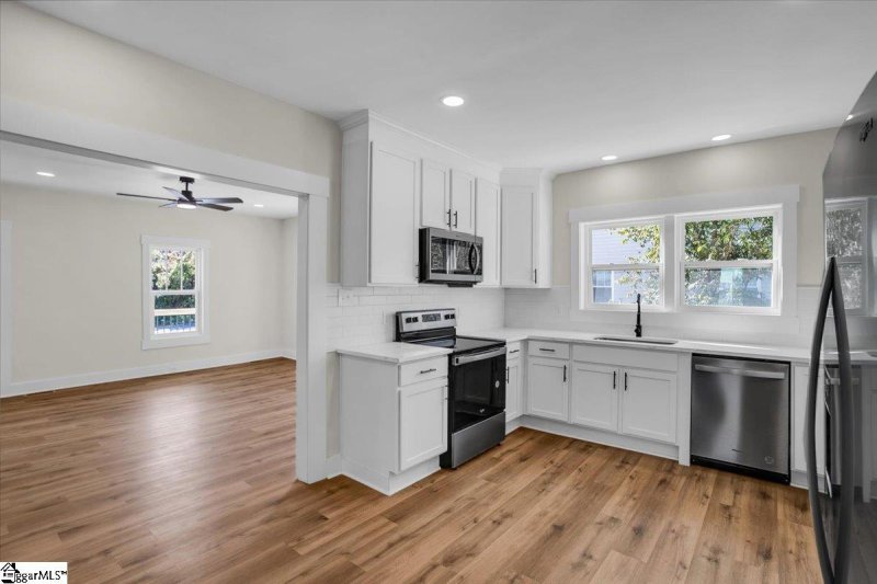 Property image 4 at 69 Dorsey Avenue, Greenville, SC 29611