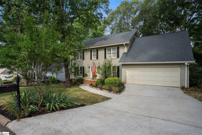 Property image 4 at 114 Woodway Drive, Greer, SC 29651